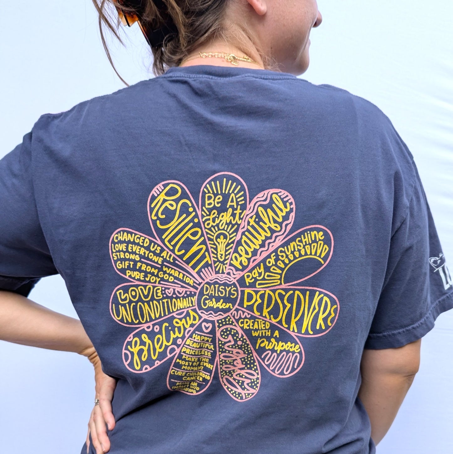 Daisy's Garden T-Shirt, Women's Unisex Fit